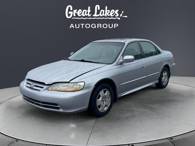2002 Honda Accord EX-L in Satin Silver Metallic — front three-quarter view