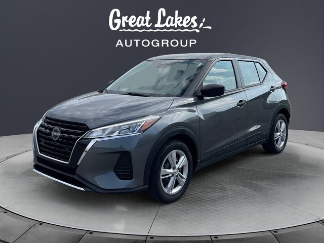 2023 Nissan Kicks S in Gun Metallic — front three-quarter view